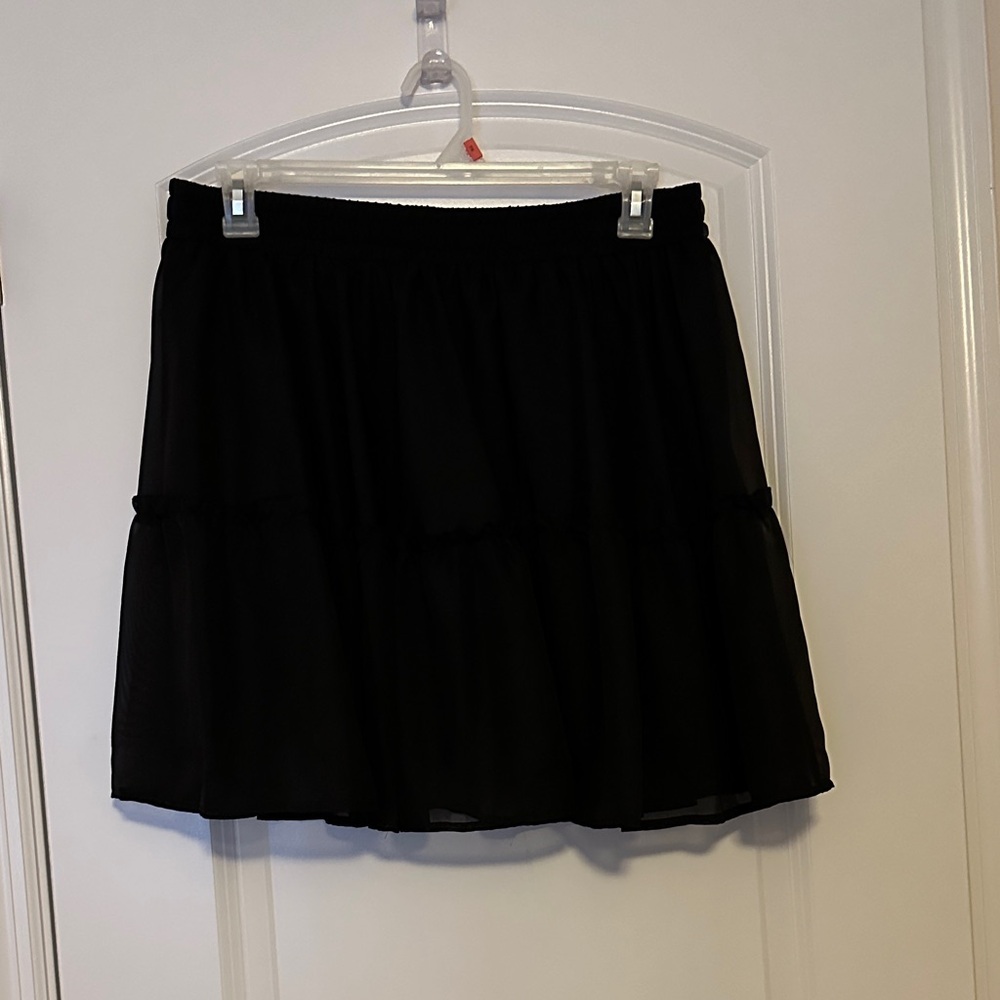 Chic Black Mini Skirt for Women